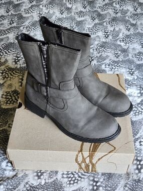 B.O.C. Levanzo Women's Grey Side Zip Moto Boot Size 11